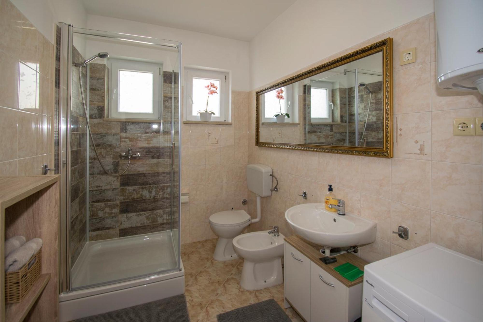 Apartman Fuma Rovigno Esterno foto